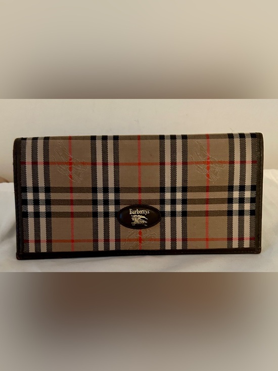 Burberry Handbags - Burberry Nova Check Classic Canvas Long Wallet . Vintage Beauty